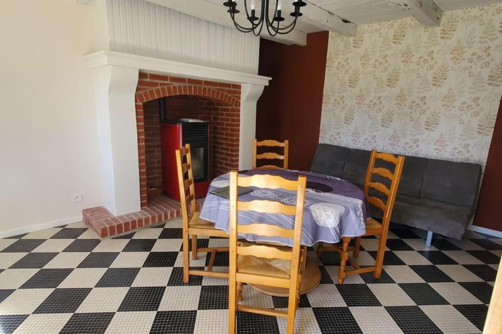 Location Petite Maison アンバザック エクステリア 写真